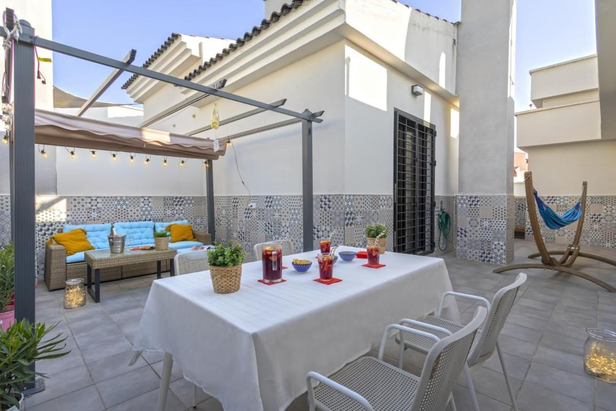 -Malagasunapts- Privateterrace Freeparking Pool Экстерьер фото