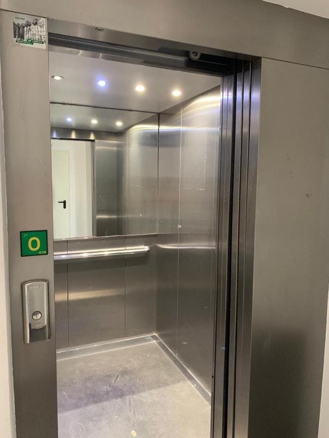 -Malagasunapts- Privateterrace Freeparking Pool Экстерьер фото